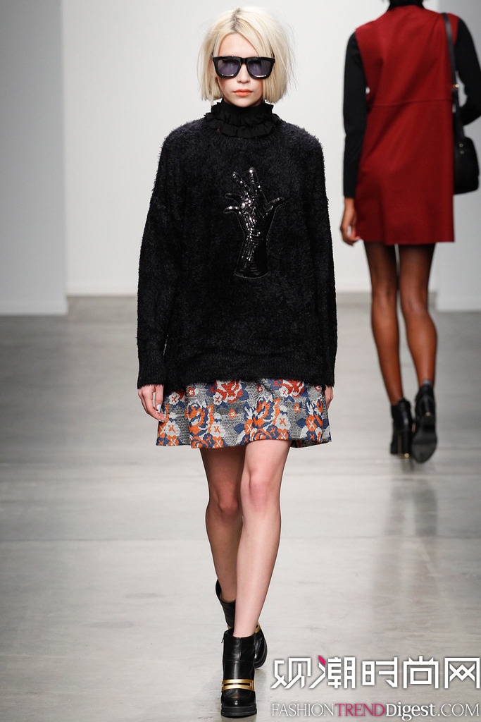 Karen Walker 2014ﶬŦԼʱװŮװ㳡ͼƬ