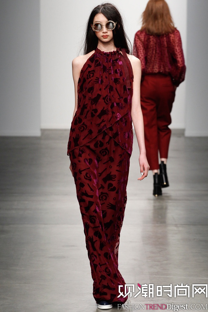 Karen Walker 2014ﶬŦԼʱװŮװ㳡ͼƬ