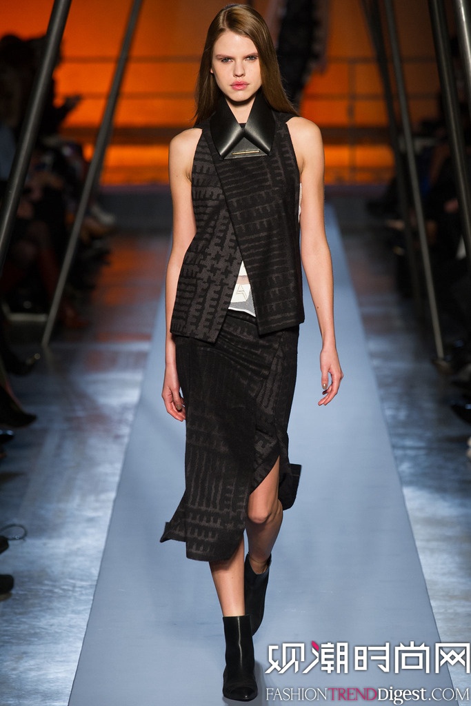 Roland Mouret 2014ﶬʱװŮװ㳡ͼƬ