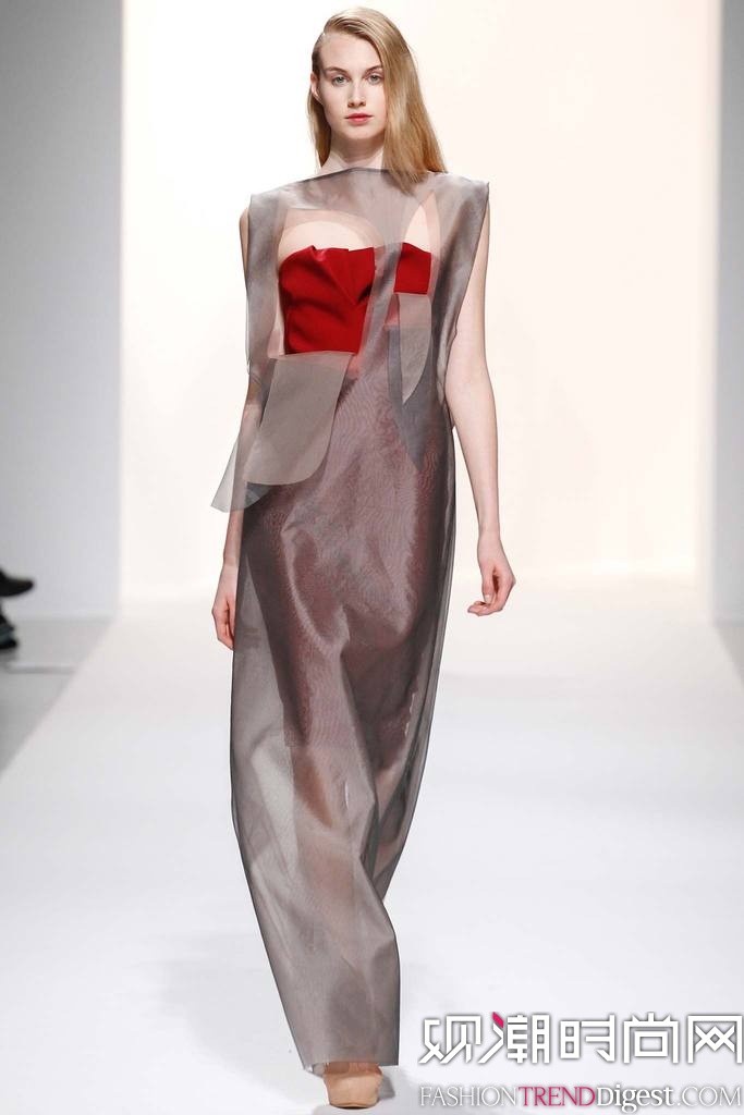 Chalayan 2014ﶬʱװŮװ㳡ͼƬ