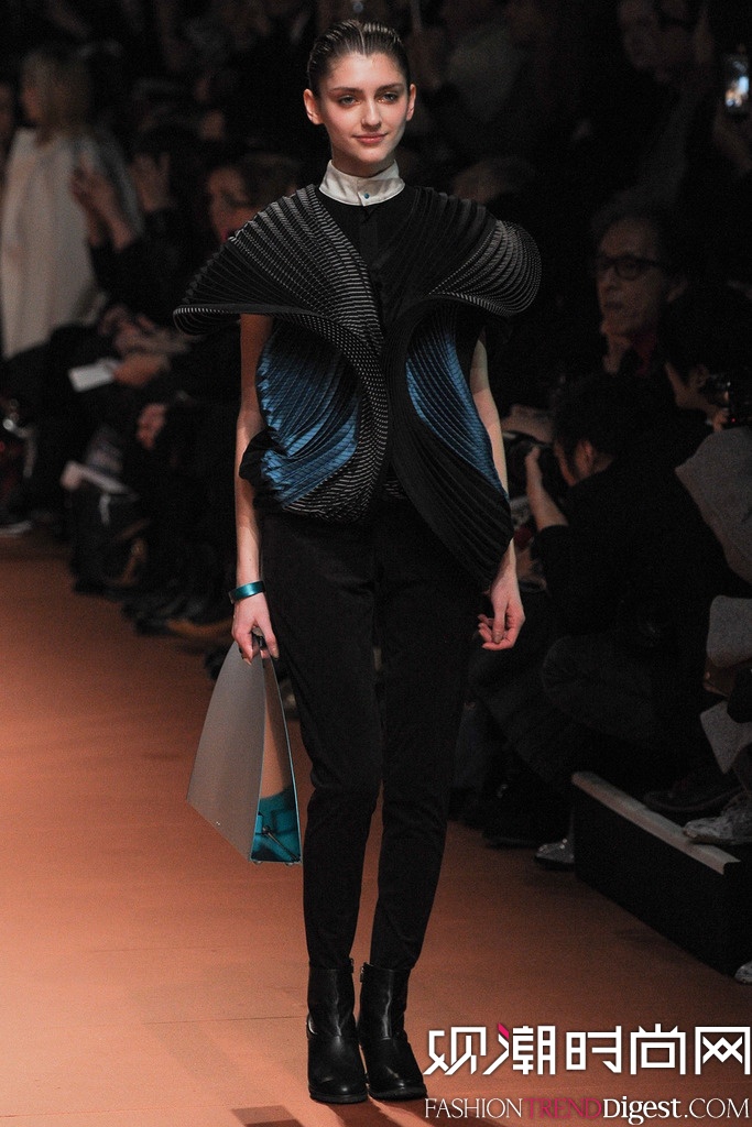 Issey Miyake 2014ﶬʱװŮװ㳡ͼƬ