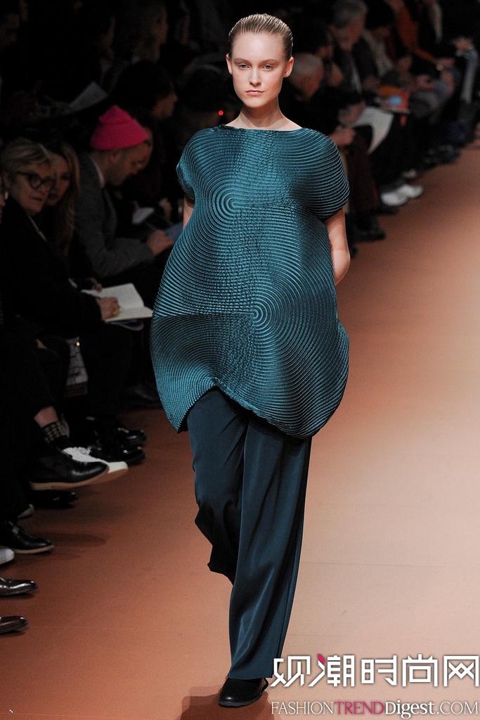 Issey Miyake 2014ﶬʱװŮװ㳡ͼƬ