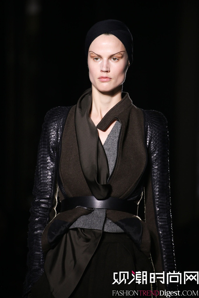 Haider Ackermann 2014ﶬrbŮbDƬ