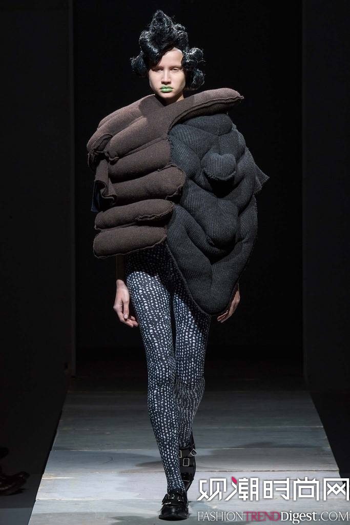 Comme Des Garçons 2014ﶬʱװŮװ㳡ͼƬ