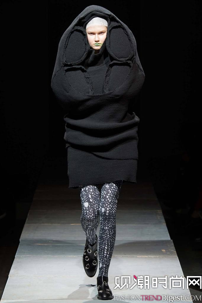 Comme Des Garçons 2014ﶬʱװŮװ㳡ͼƬ