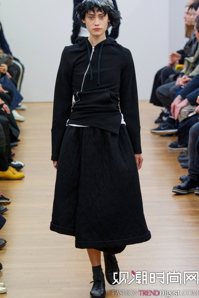 Comme des Garçons Comme des Garçons 2014ﶬʱװŮװ㳡ͼƬ