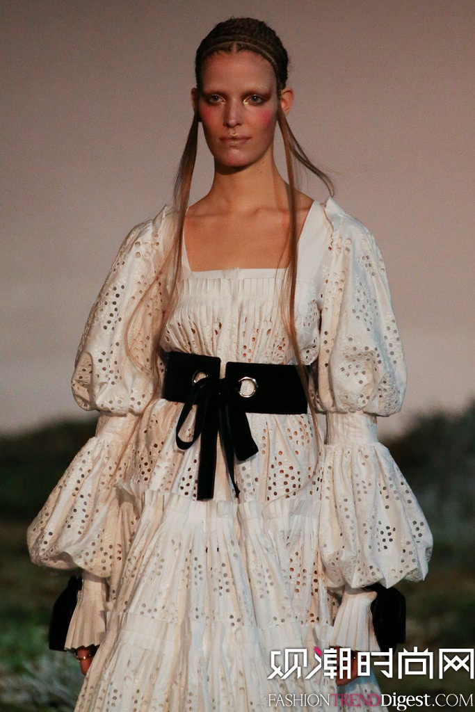 Alexander McQueen  2014ﶬʱװŮװ㳡ͼƬ