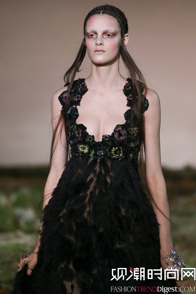 Alexander McQueen  2014ﶬʱװŮװ㳡ͼƬ