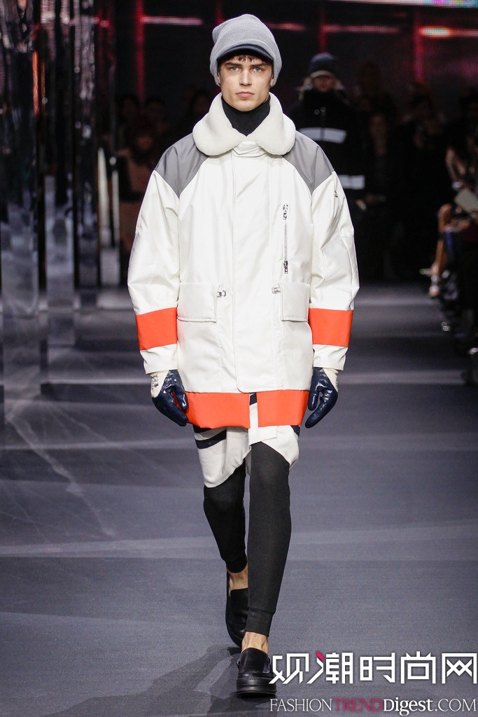 Moncler Gamme Rouge 2014ﶬŦԼʱװ㳡ͼƬ