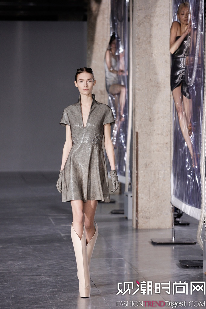 Iris Van Herpen 2014ﶬrbŮbDƬ