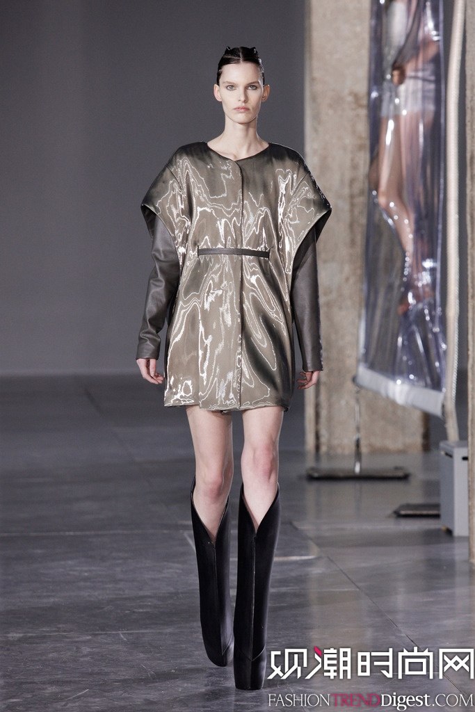 Iris Van Herpen 2014ﶬʱװŮװ㳡ͼƬ