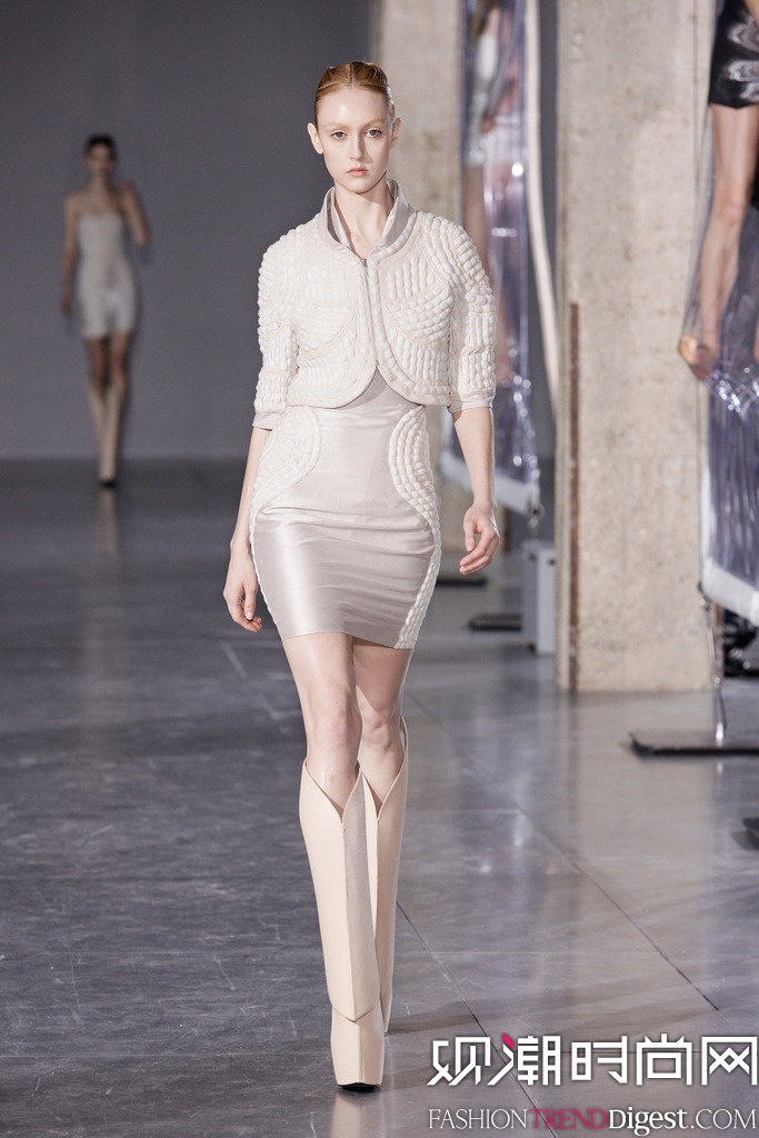 Iris Van Herpen 2014ﶬʱװŮװ㳡ͼƬ