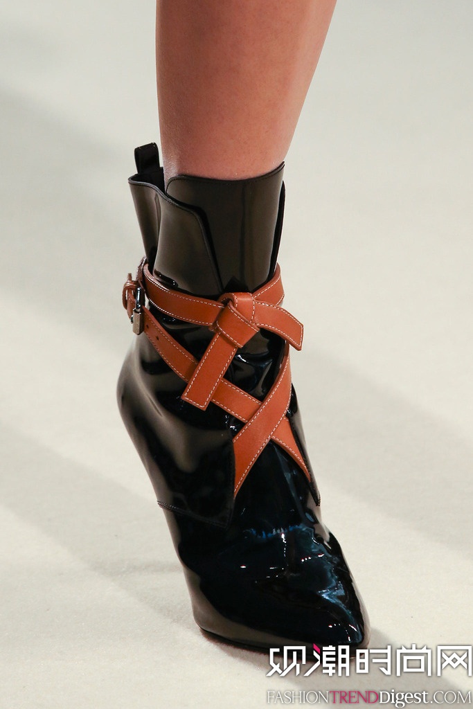 Louis Vuitton 2014ﶬr(sh)bŮb(chng)DƬ