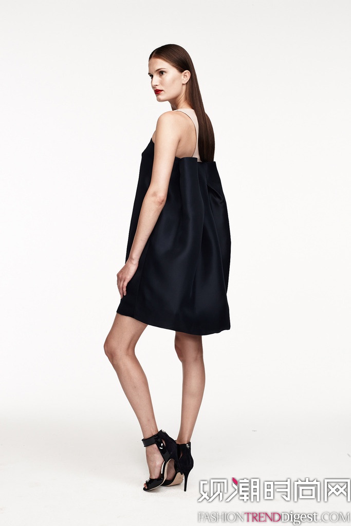 Monique Lhuillier 2015紺ϵLookbookDƬ