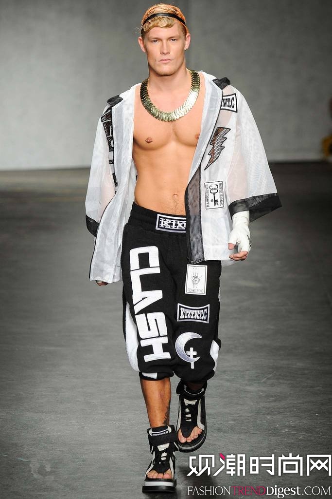 KTZ 2015bϵиDƬ