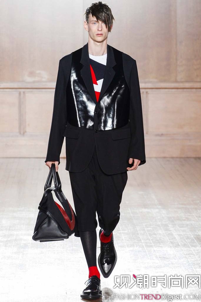 Alexander McQueen 2015bϵиDƬ