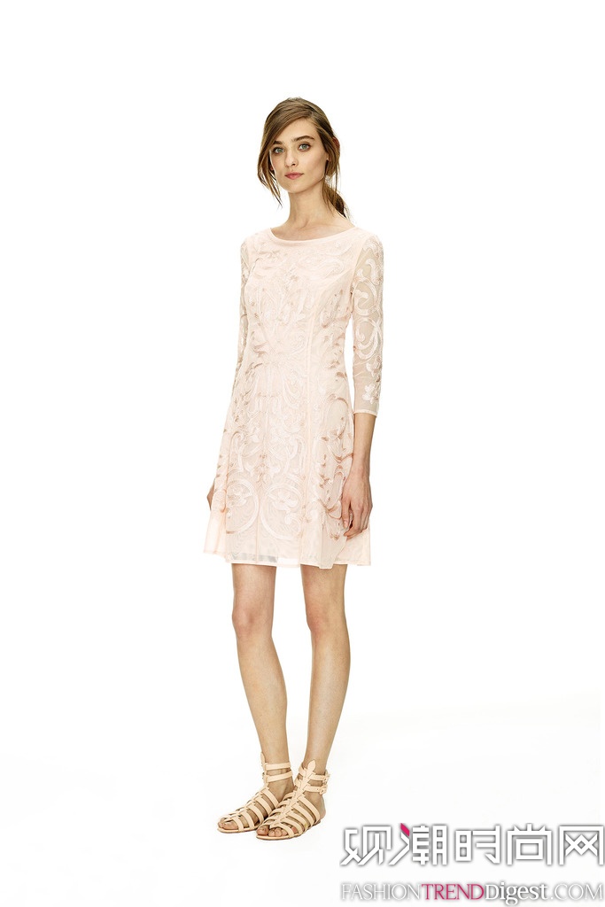 Marchesa Voyage 2015紺ŮbȼϵиDƬ