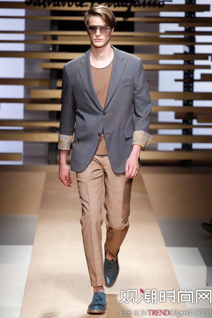 Salvatore Ferragamo 2015mbDƬ