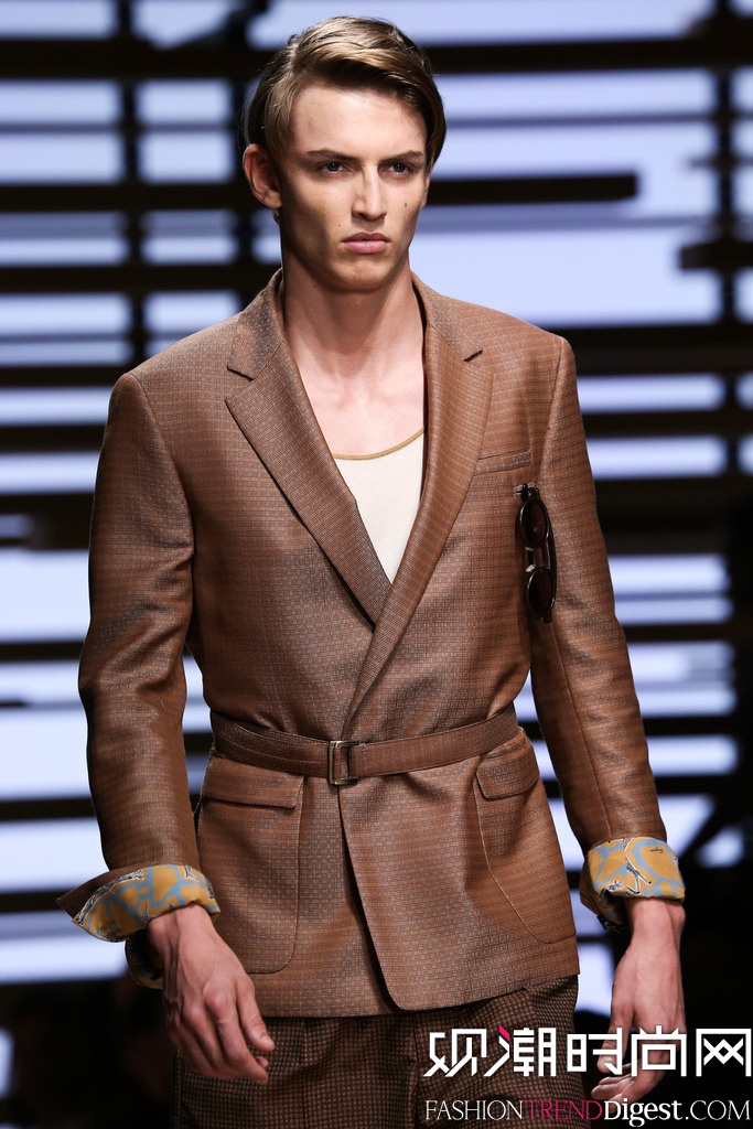 Salvatore Ferragamo 2015mbDƬ