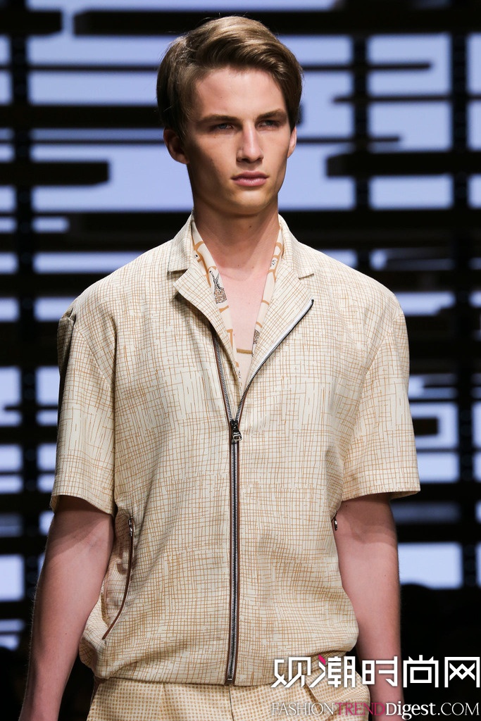 Salvatore Ferragamo 2015mbDƬ
