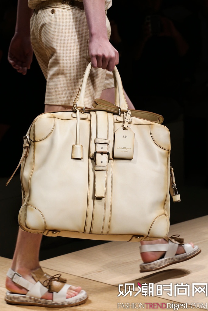 Salvatore Ferragamo 2015mbDƬ
