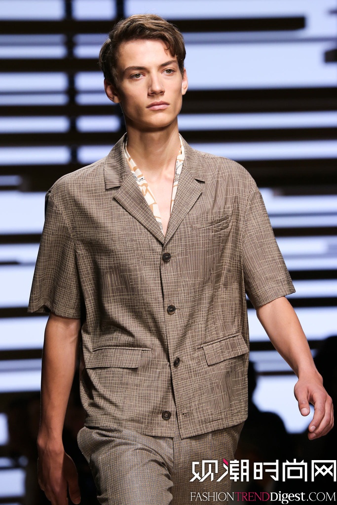Salvatore Ferragamo 2015mbDƬ