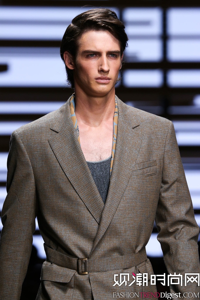 Salvatore Ferragamo 2015mbDƬ