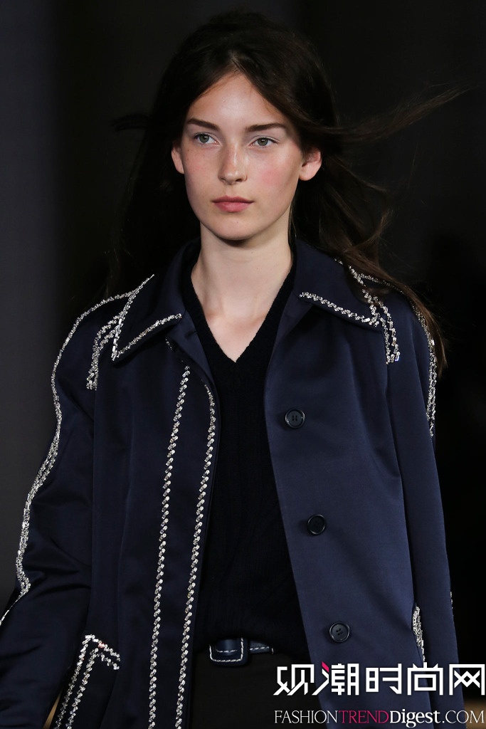 Prada 2015mbDƬ