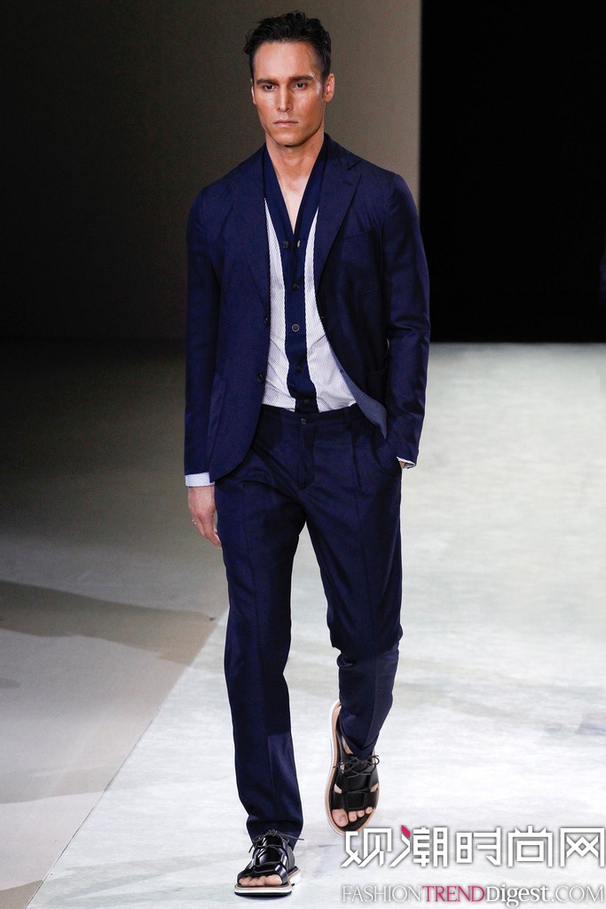 Giorgio Armani 2015mbDƬ