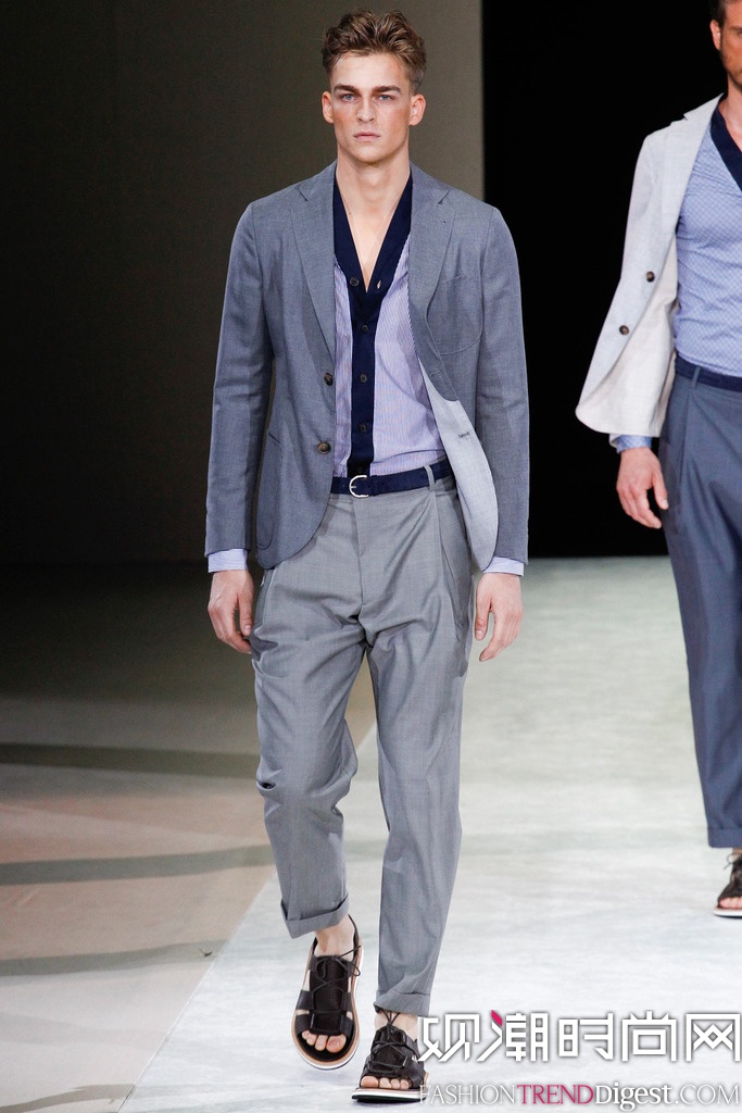Giorgio Armani 2015mbDƬ