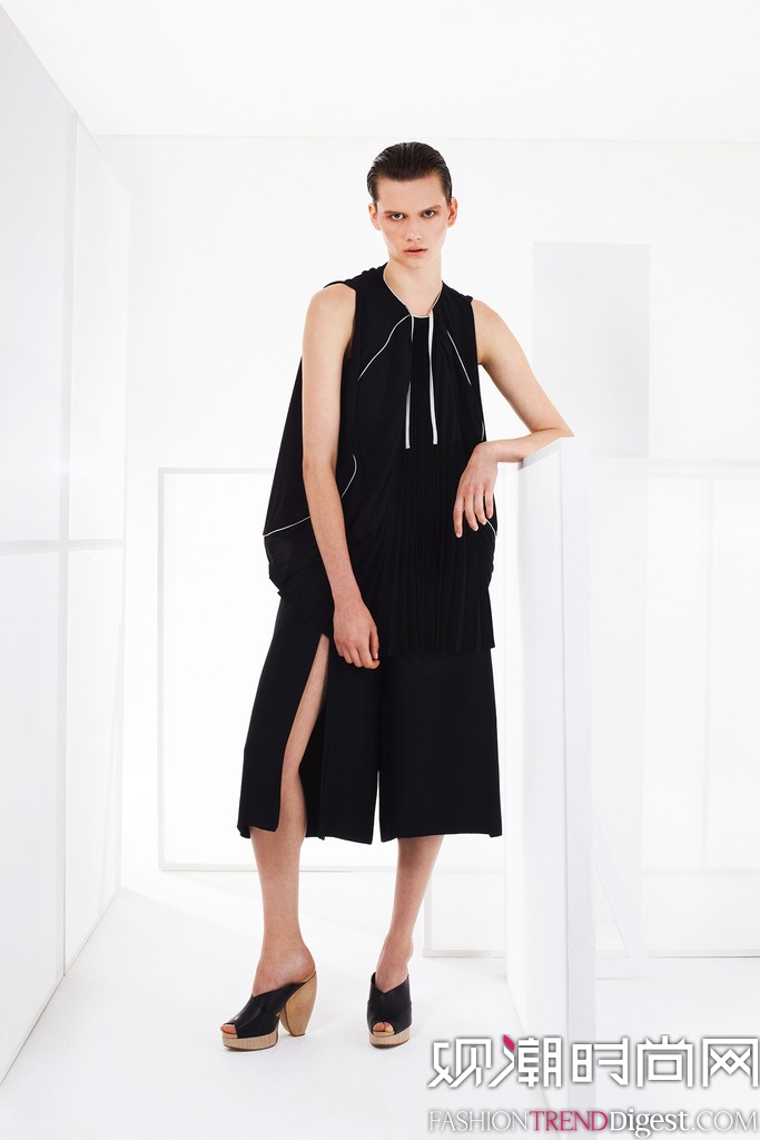 Chalayan 2015紺ŮװȼϵиͼƬ