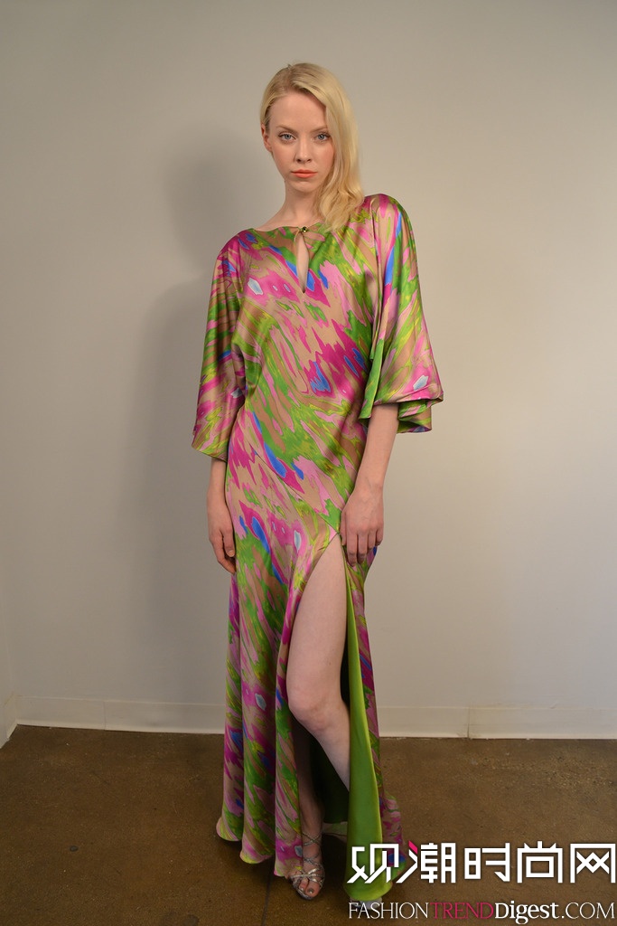 Douglas Hannant 2015紺ŮbȼϵиDƬ