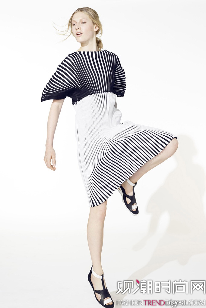 Issey Miyake 2015紺ŮװȼϵиͼƬ