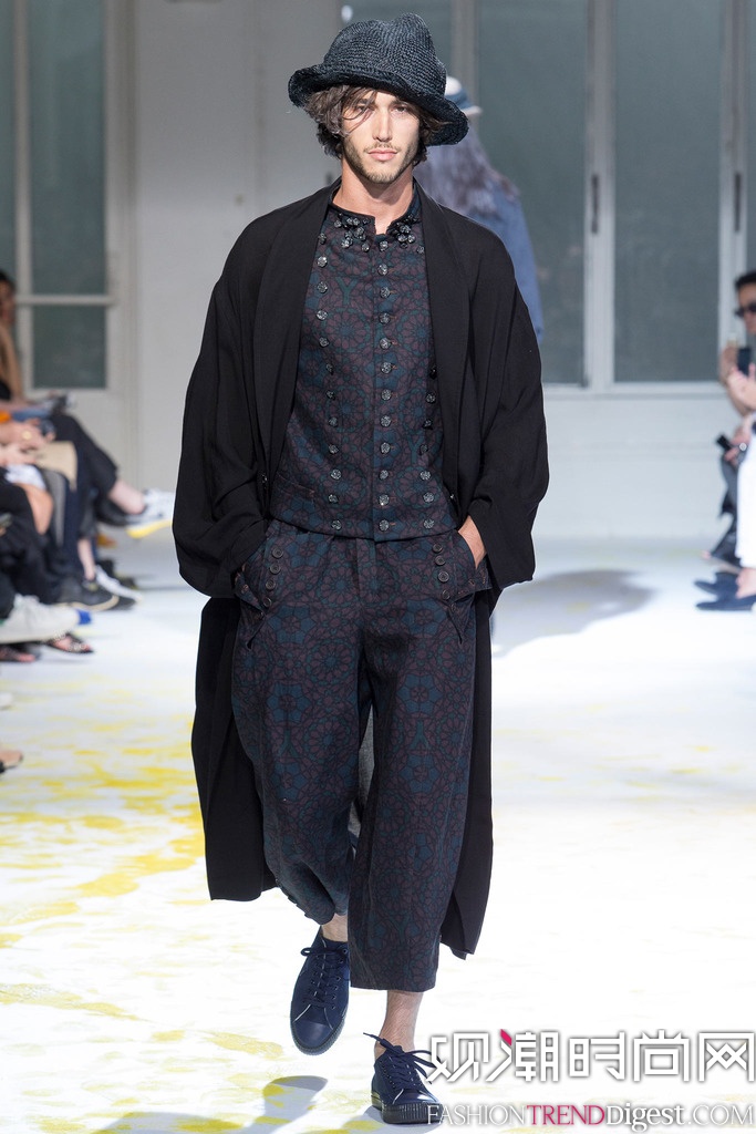 Yohji Yamamoto 2015İװ㳡ͼƬ