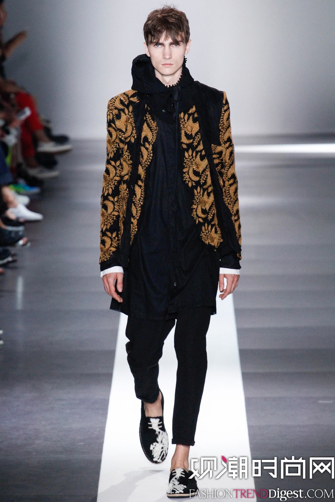 Ann Demeulemeester 2015İbDƬ