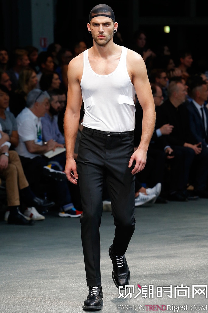 Givenchy 2015İbDƬ