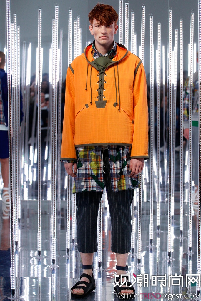 Sacai 2015İװ㳡ͼƬ