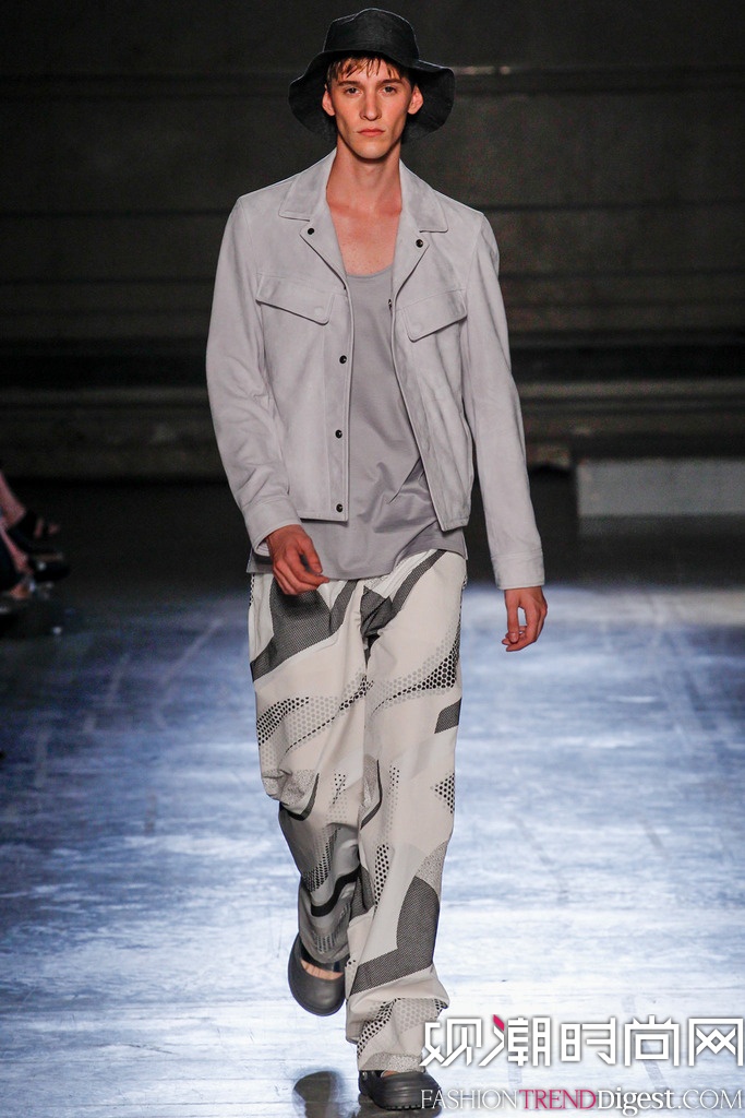 Wooyoungmi 2015İbDƬ