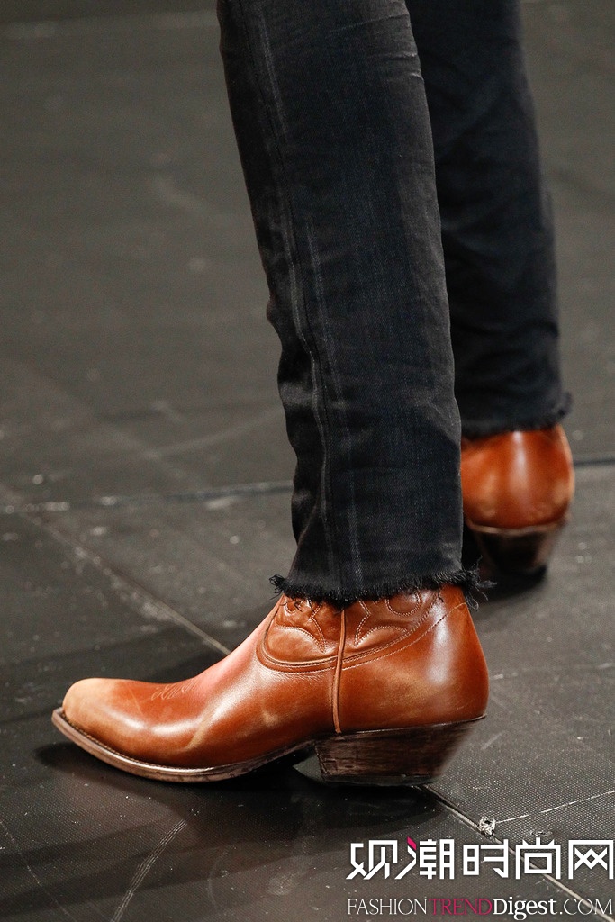Saint Laurent 2015İbDƬ