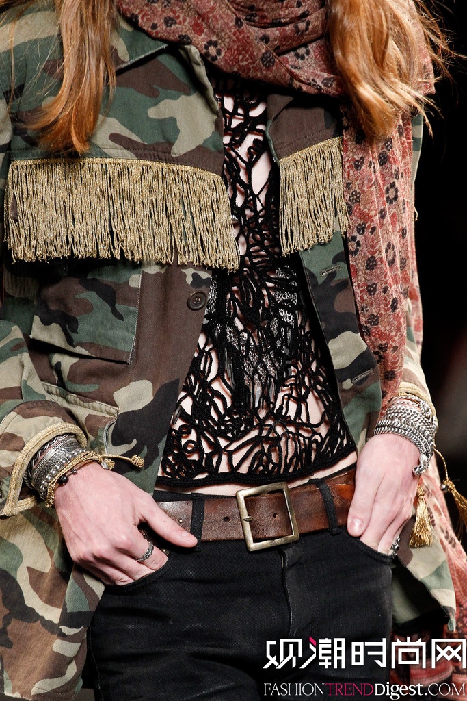 Saint Laurent 2015İbDƬ