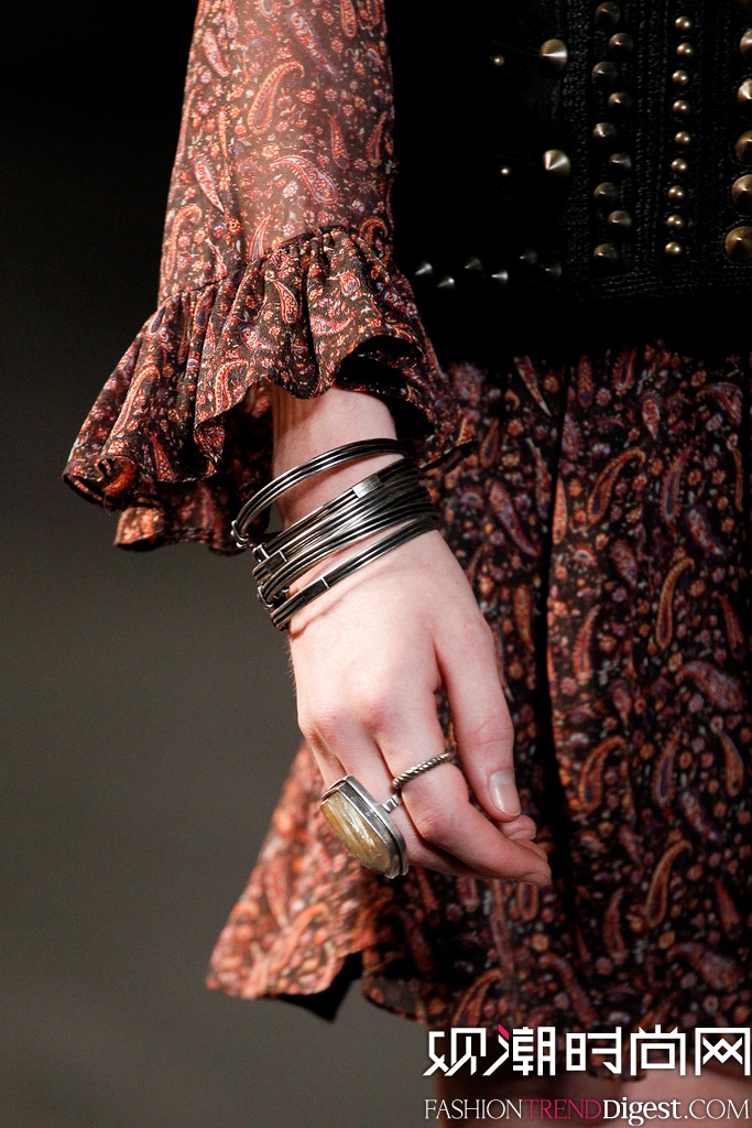 Saint Laurent 2015İbDƬ