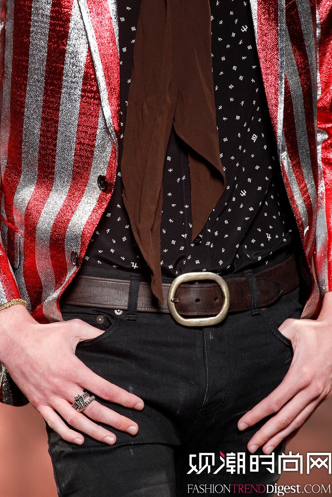 Saint Laurent 2015İbDƬ