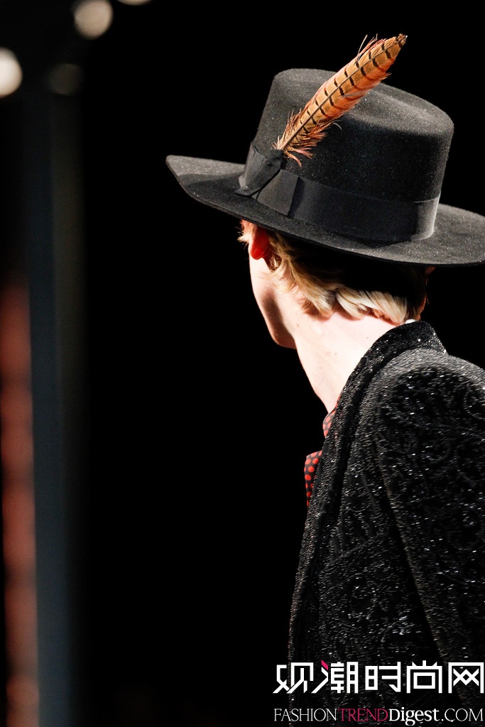 Saint Laurent 2015İbDƬ