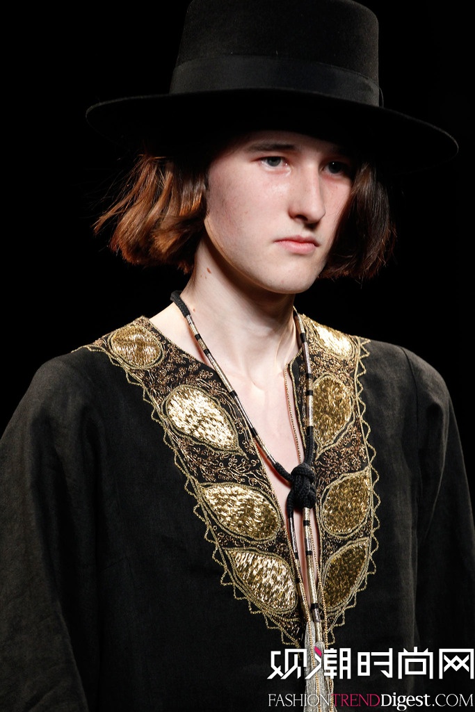 Saint Laurent 2015İbDƬ
