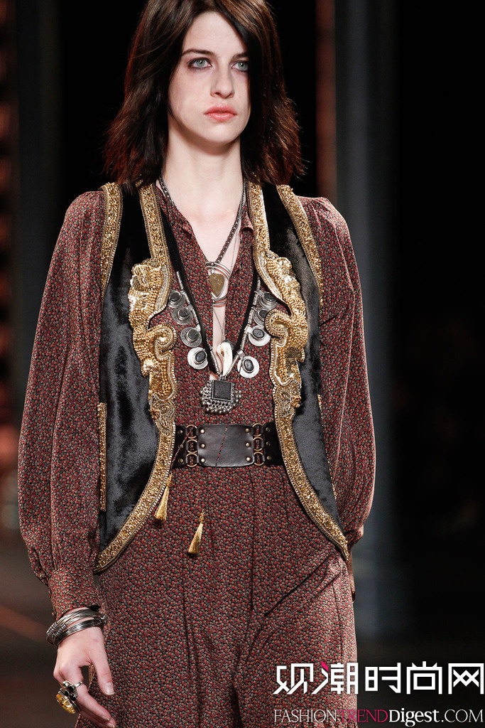Saint Laurent 2015İbDƬ