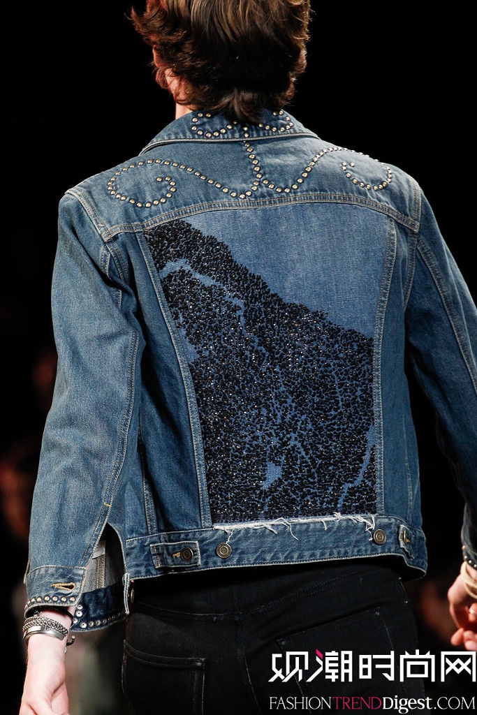 Saint Laurent 2015İbDƬ