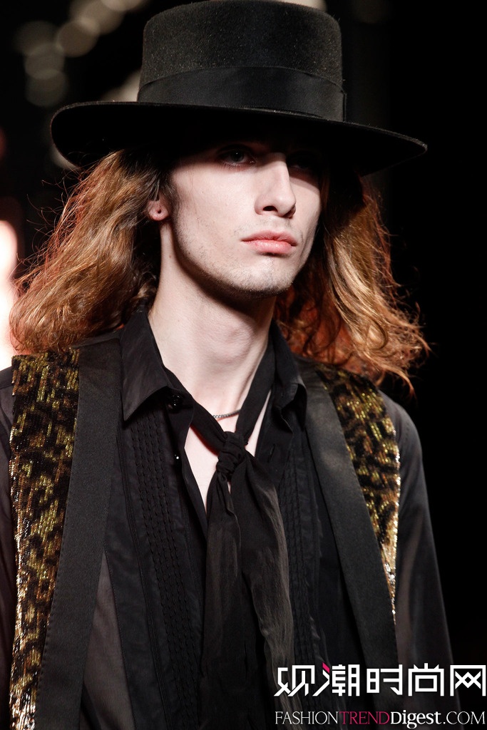 Saint Laurent 2015İbDƬ