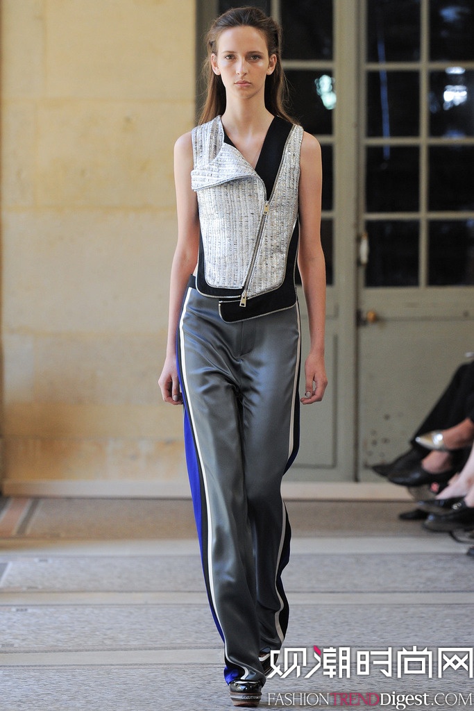 Bouchra Jarrar 2014ﶬʱװܸ߶㳡ͼƬ