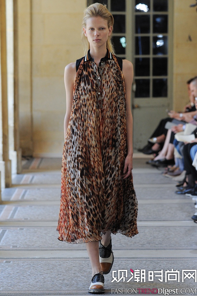 Bouchra Jarrar 2014ﶬʱװܸ߶㳡ͼƬ