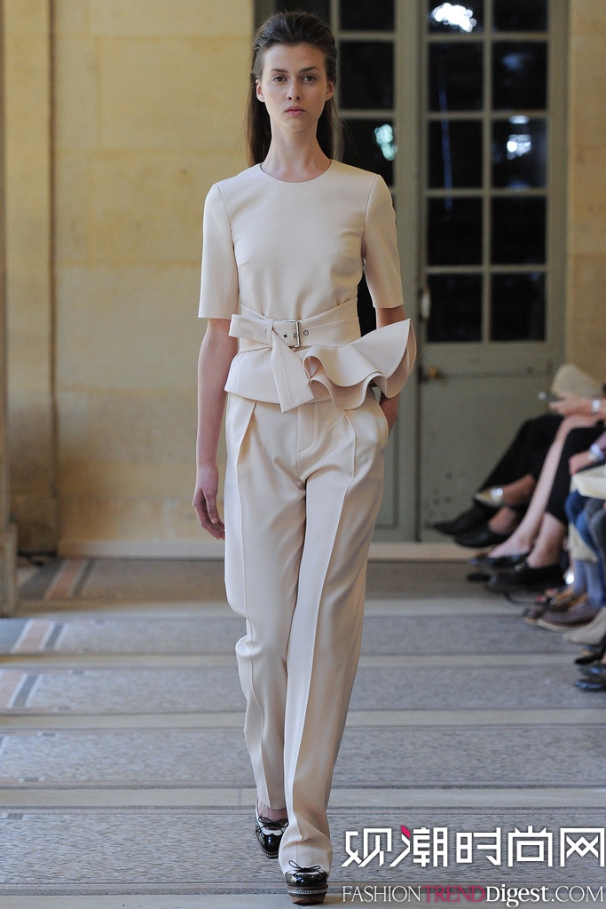 Bouchra Jarrar 2014ﶬʱװܸ߶㳡ͼƬ